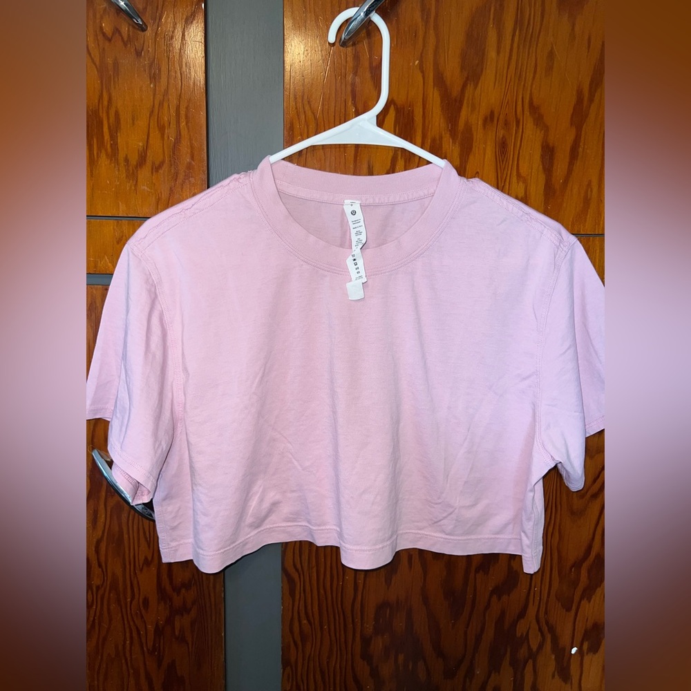 lululemon athletica Light Pink Cropped Tee